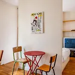 Charming Apt Near Montmartre